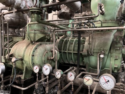 二手煤气螺杆压缩机转让图4