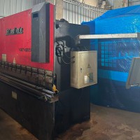 沪东WD67Y-63T/2000液压板料折弯机
